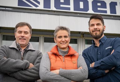 Die Geschäftsleitung der Siebert GmbH & Co. KG: v.l.: Dietmar Bäuml, Dagmar Siebert, René Siebert